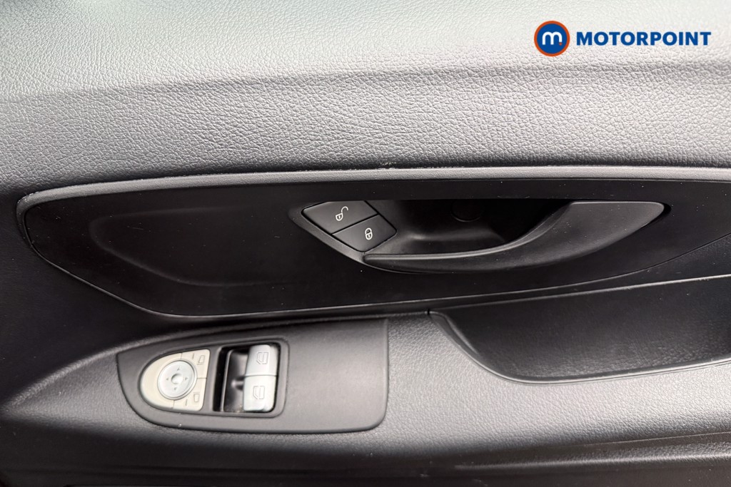 Mercedes-Benz Vito PRO Manual Diesel Panel Van - Stock Number (1683306) - 23rd supplementary image