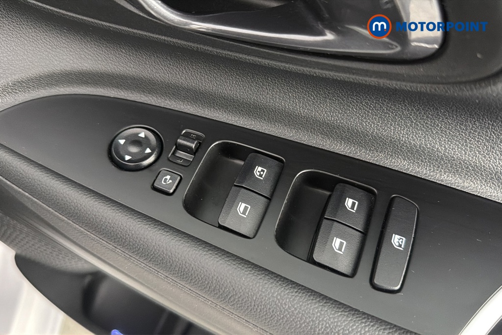 Hyundai I20 Tech Line Automatic Petrol Hatchback - Stock Number (1683616) - 19th supplementary image