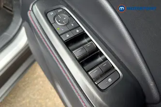 Lexus LBX Premium Automatic Petrol-Electric Hybrid SUV - Stock Number (1683982) - 19th supplementary image