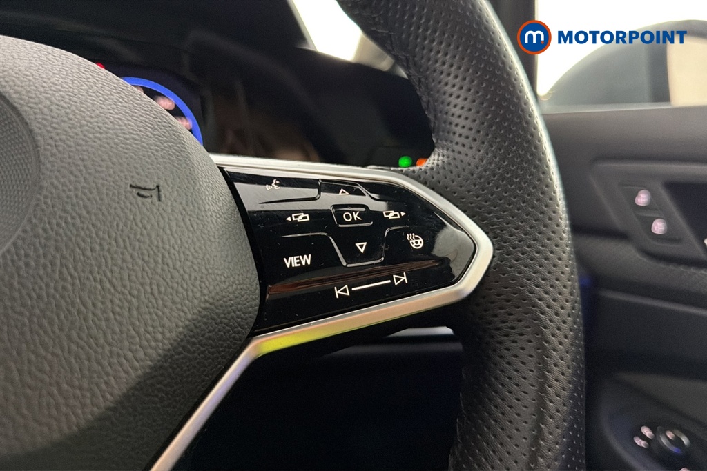 Volkswagen Golf R-Line Automatic Petrol Hatchback - Stock Number (1684183) - 3rd supplementary image