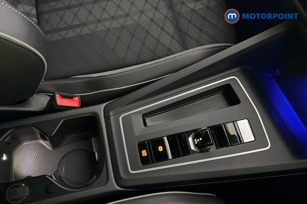 Volkswagen Golf R-Line Automatic Petrol Hatchback - Stock Number (1684183) - 15th supplementary image