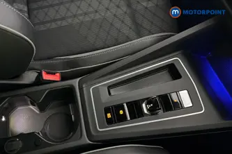 Volkswagen Golf R-Line Automatic Petrol Hatchback - Stock Number (1684183) - 15th supplementary image