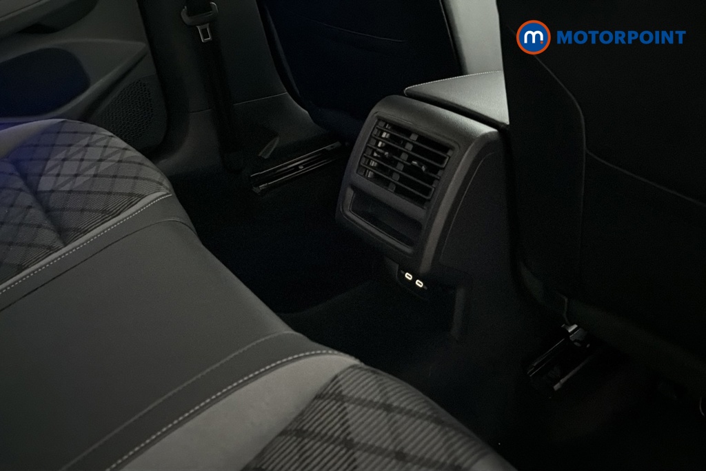 Volkswagen Golf R-Line Automatic Petrol Hatchback - Stock Number (1684183) - 28th supplementary image