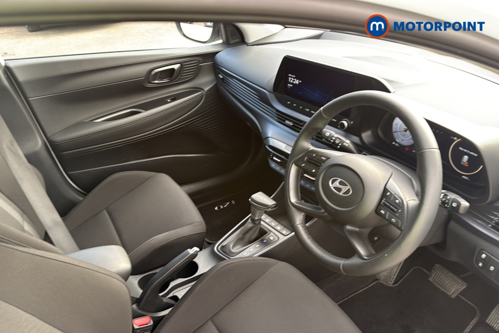 Hyundai I20 Tech Line Automatic Petrol Hatchback - Stock Number (1684693) - 1st supplementary image
