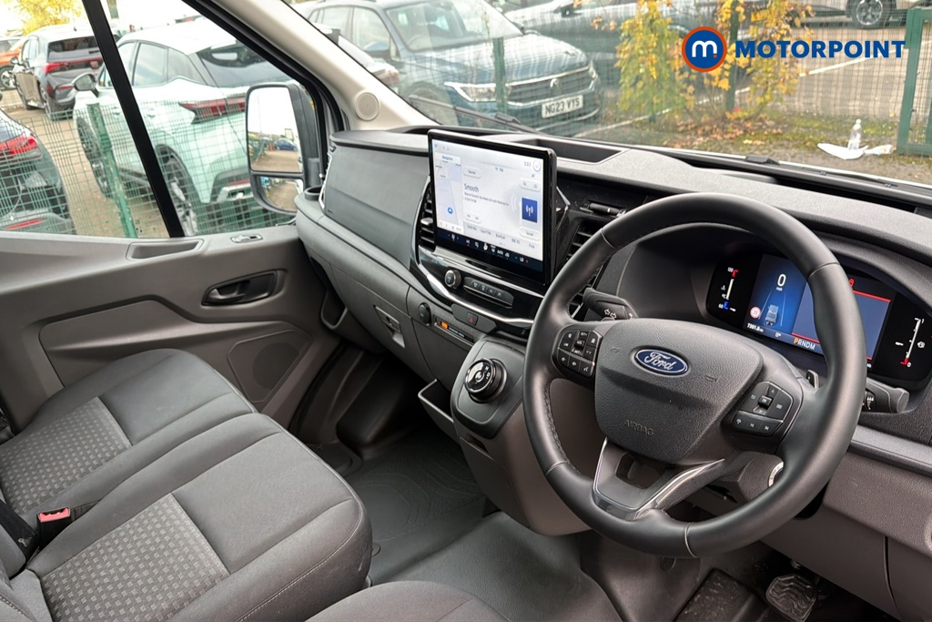Ford Transit Limited Automatic Diesel Medium Roof Van - Stock Number (1685470) - 1st supplementary image