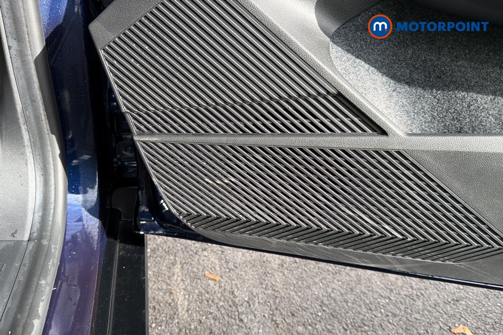 Renault Megane E-Tech Iconic Automatic Electric Hatchback - Stock Number (1686369) - 21st supplementary image