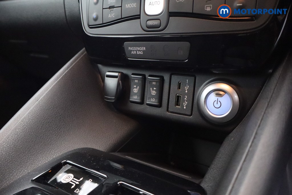 Nissan Leaf N-Connecta Automatic Electric Hatchback - Stock Number (1686551) - 17th supplementary image