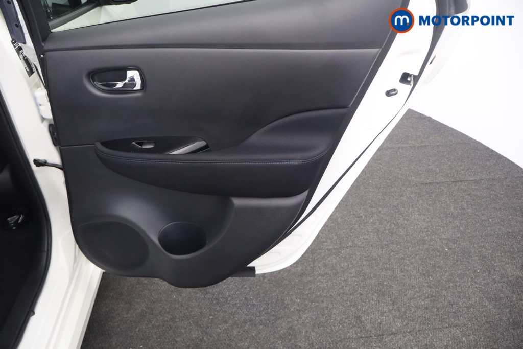 Nissan Leaf N-Connecta Automatic Electric Hatchback - Stock Number (1686551) - 23rd supplementary image