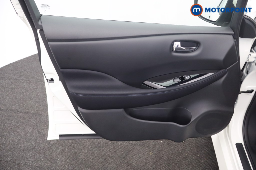 Nissan Leaf N-Connecta Automatic Electric Hatchback - Stock Number (1686551) - 38th supplementary image