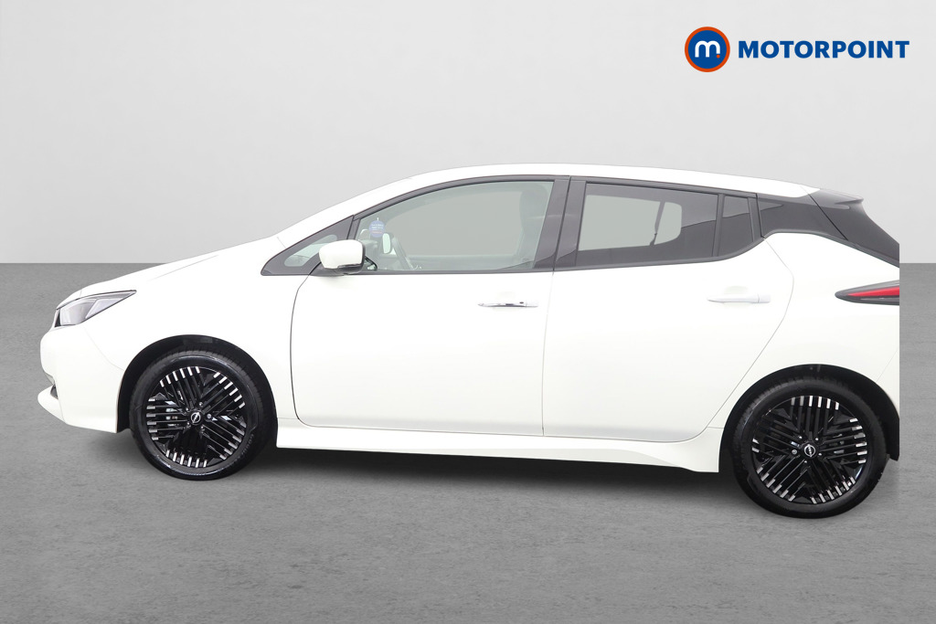 Nissan Leaf N-Connecta Automatic Electric Hatchback - Stock Number (1686551) - Passenger side
