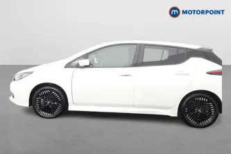 Nissan Leaf N-Connecta Automatic Electric Hatchback - Stock Number (1686551) - Passenger side