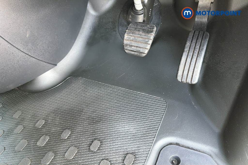 Renault Trafic Extra Sport Automatic Diesel Panel Van - Stock Number (1686582) - 24th supplementary image
