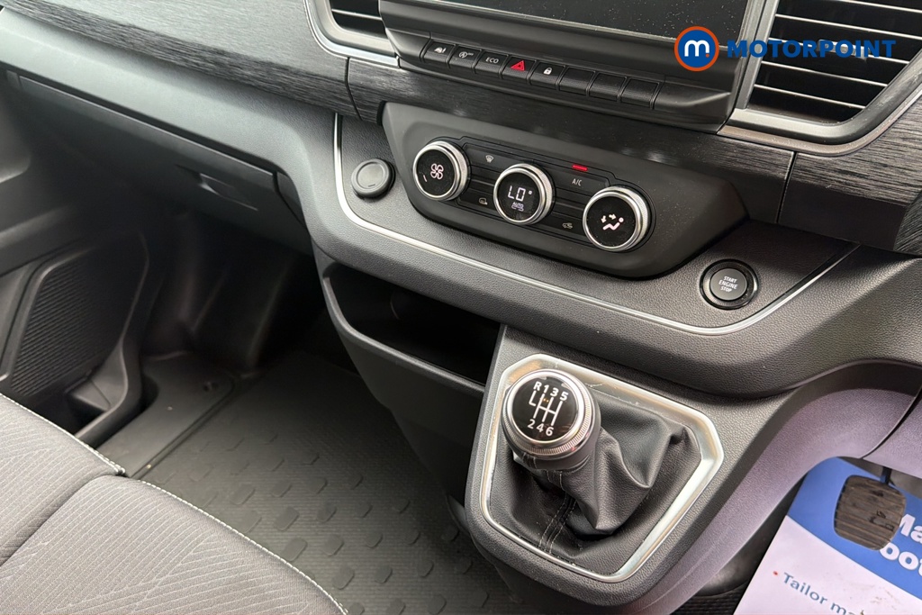 Renault Trafic Extra Sport Manual Diesel Panel Van - Stock Number (1686688) - 15th supplementary image