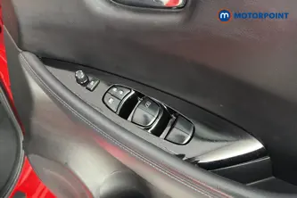 Nissan Leaf N-Connecta Automatic Electric Hatchback - Stock Number (1687104) - 19th supplementary image