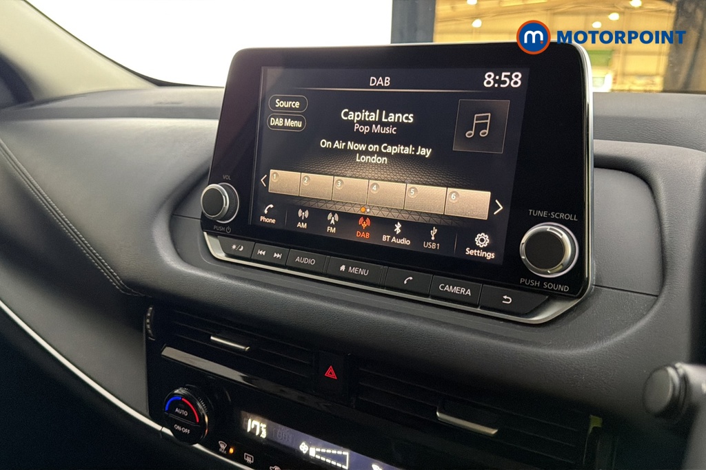 Nissan Qashqai Acenta Premium Manual Petrol SUV - Stock Number (1687183) - 8th supplementary image