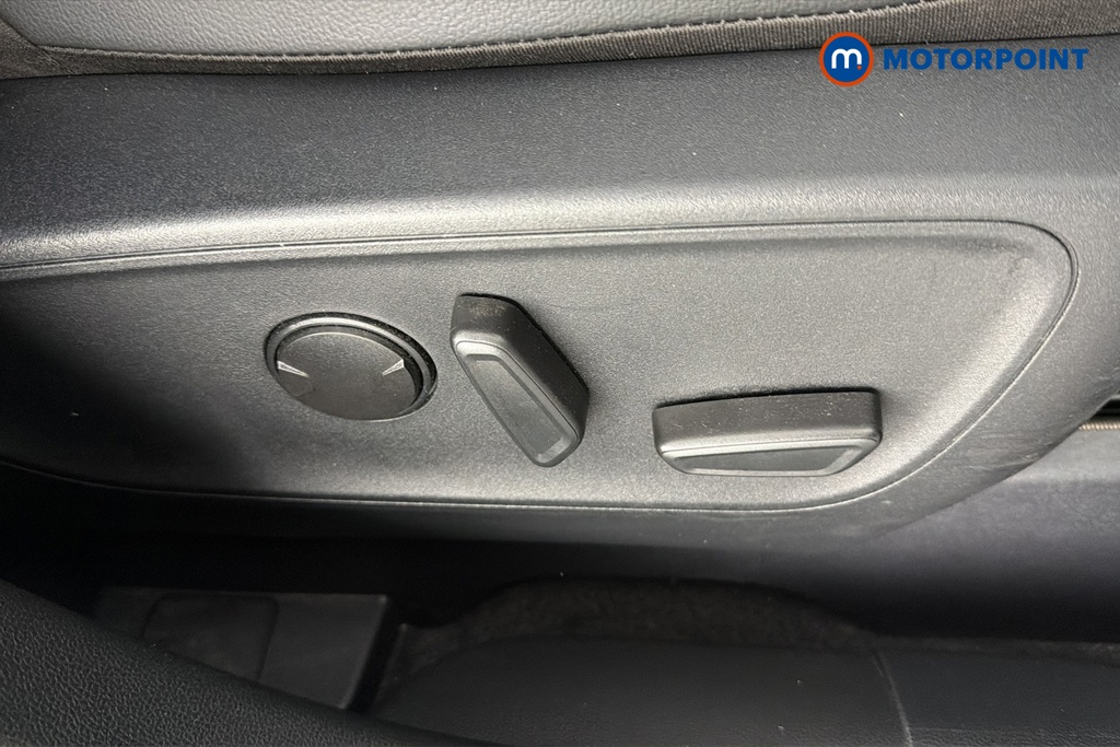 Ford Kuga St-Line Edition Automatic Petrol Plug-In Hybrid SUV - Stock Number (1687247) - 23rd supplementary image
