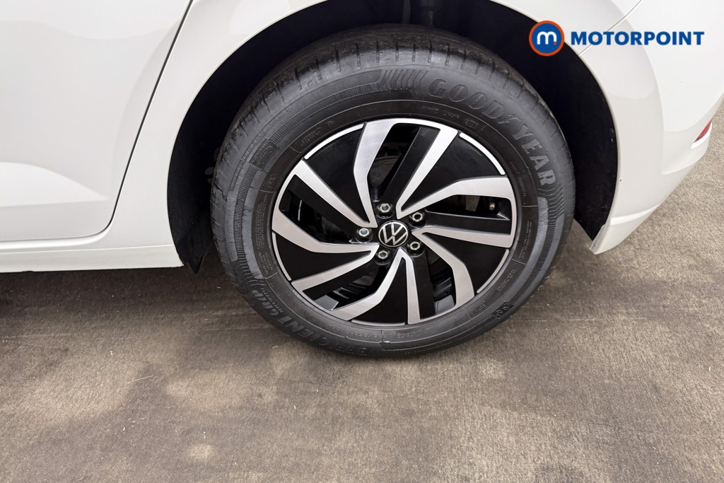 Volkswagen Polo Life Manual Petrol Hatchback - Stock Number (1687389) - 24th supplementary image