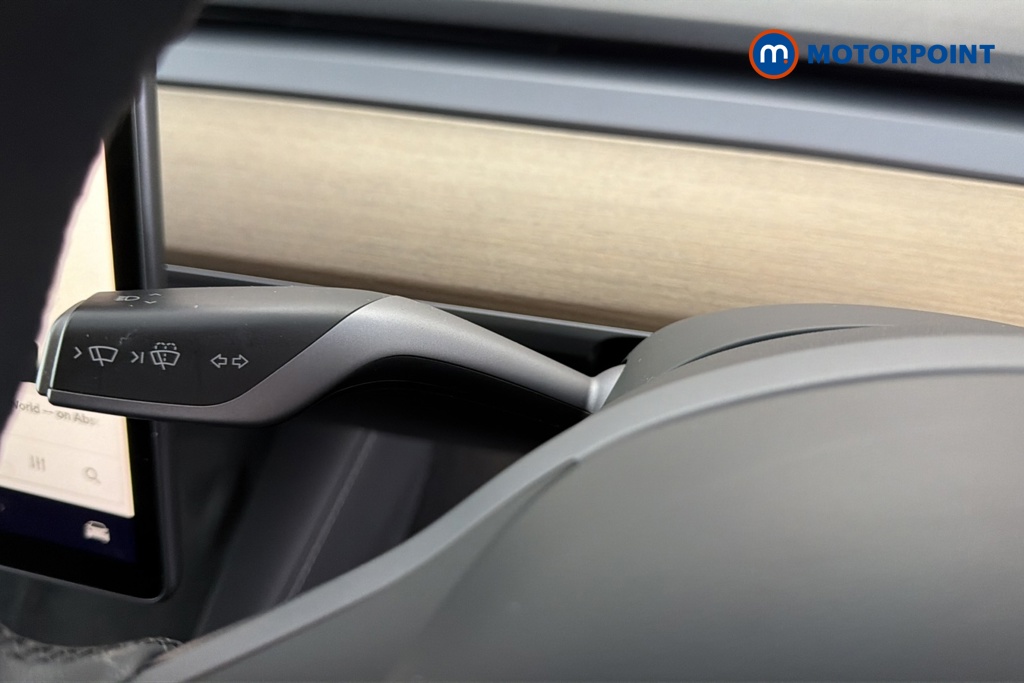 Tesla Model Y Long Range Automatic Electric SUV - Stock Number (1687408) - 5th supplementary image