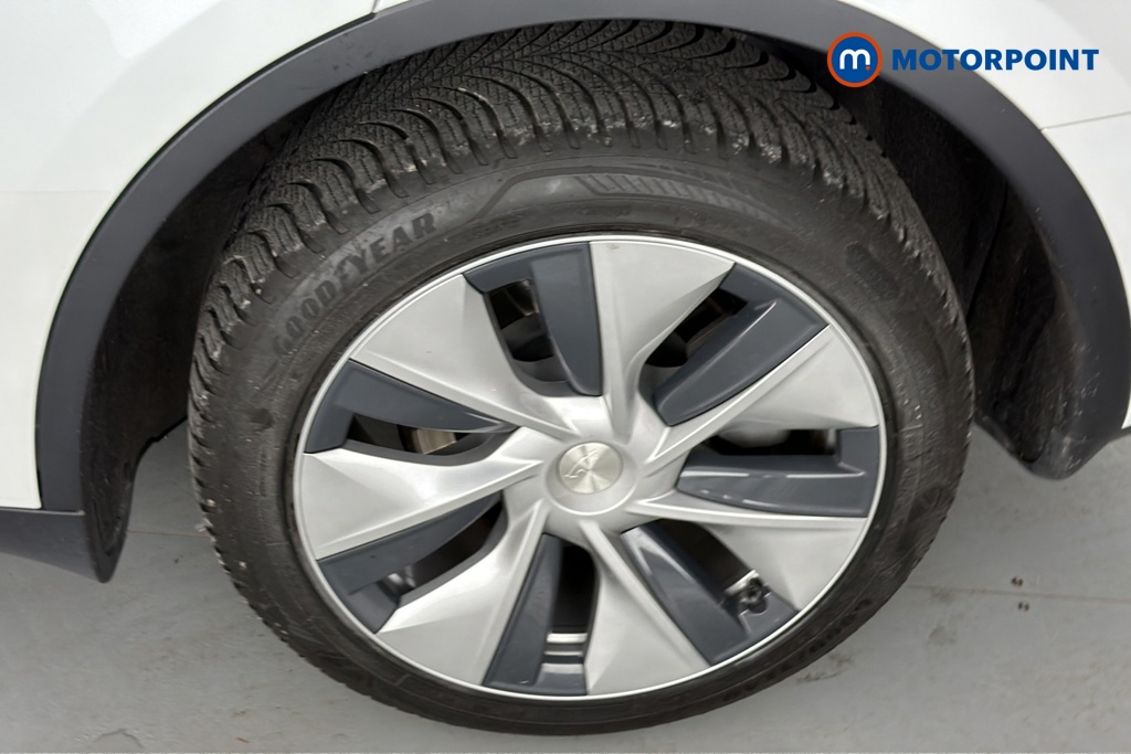Tesla Model Y Long Range Automatic Electric SUV - Stock Number (1687408) - 45th supplementary image