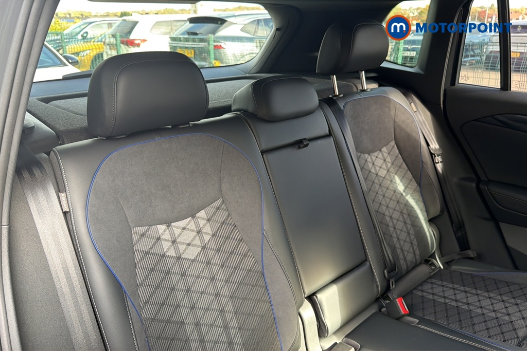 Volkswagen Tiguan R-Line Automatic Petrol SUV - Stock Number (1687453) - 25th supplementary image