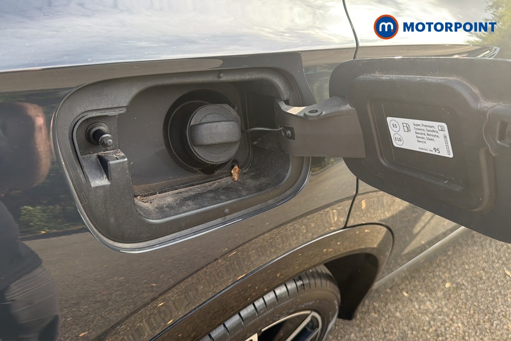 Volkswagen Tiguan R-Line Automatic Petrol SUV - Stock Number (1687453) - 41st supplementary image
