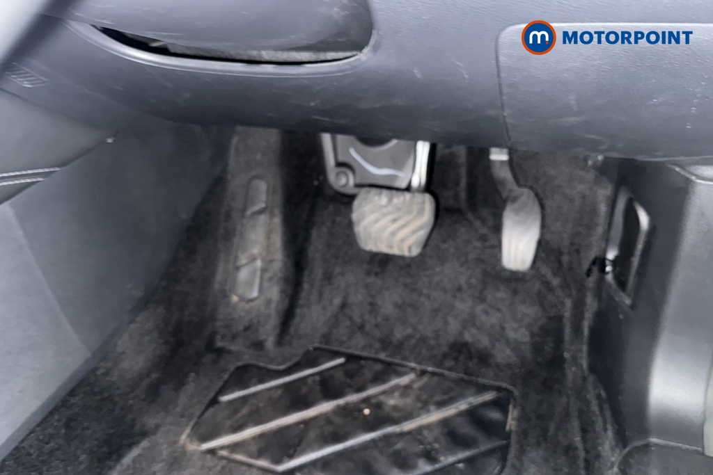Nissan Qashqai N-Connecta Automatic Petrol-Electric Hybrid SUV - Stock Number (1687671) - 24th supplementary image