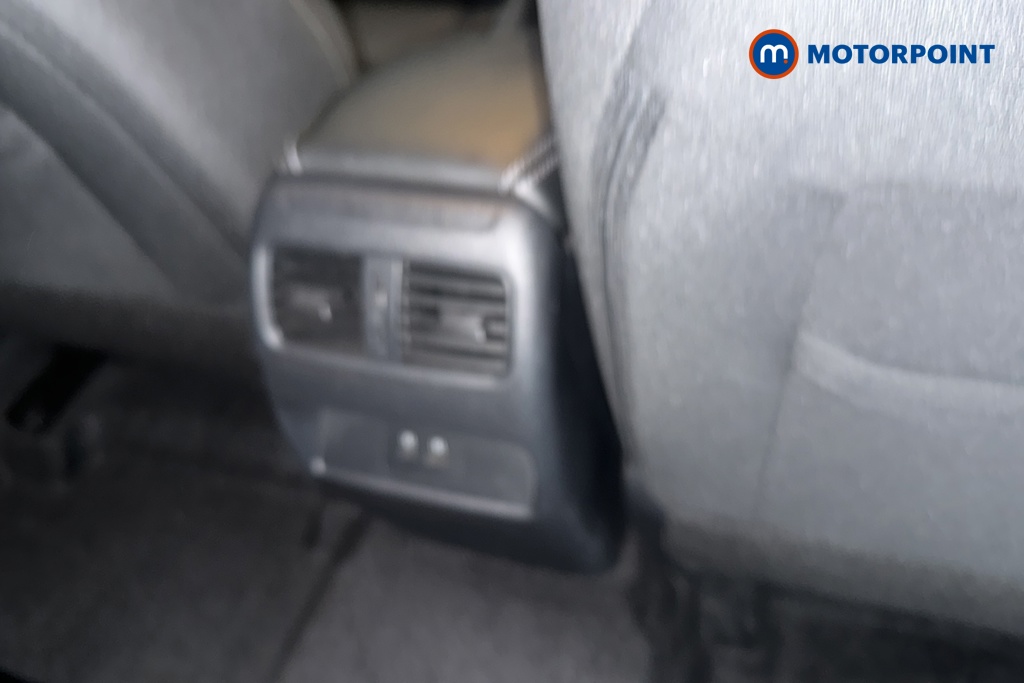 Nissan Qashqai N-Connecta Automatic Petrol-Electric Hybrid SUV - Stock Number (1687671) - 28th supplementary image