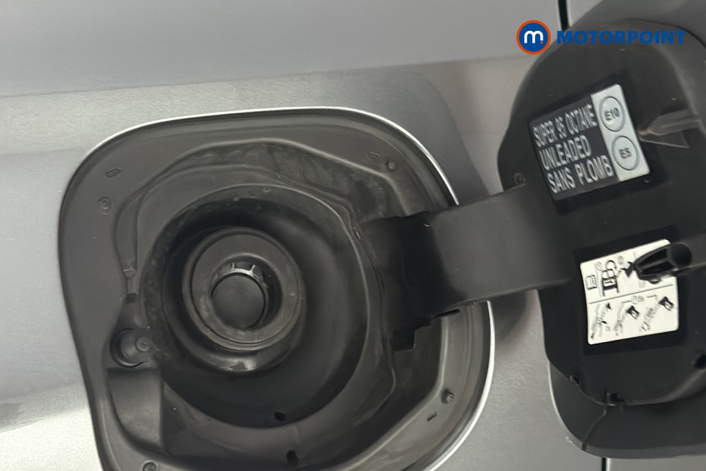 Nissan Qashqai N-Connecta Automatic Petrol-Electric Hybrid SUV - Stock Number (1687671) - 41st supplementary image