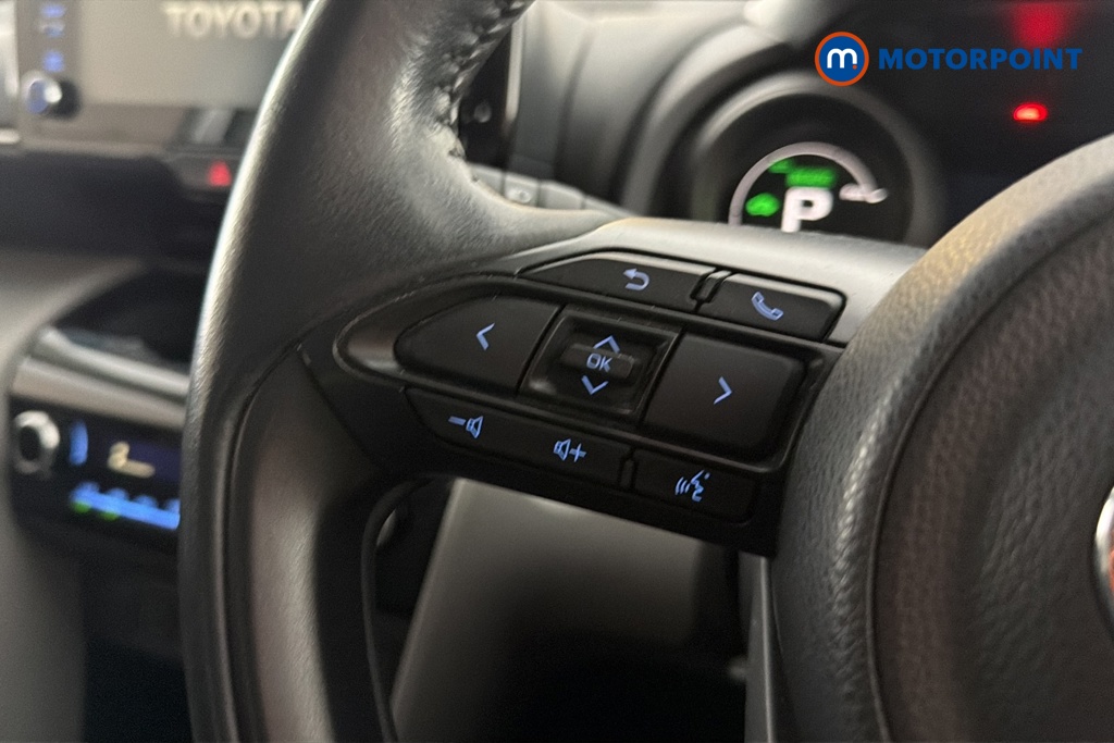 Toyota Yaris Cross Icon Automatic Petrol-Electric Hybrid Estate - Stock Number (1687787) - 4th supplementary image