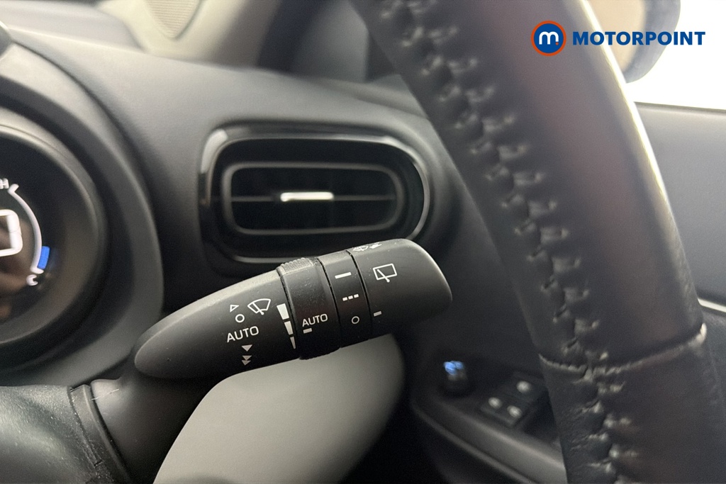 Toyota Yaris Cross Icon Automatic Petrol-Electric Hybrid Estate - Stock Number (1687787) - 6th supplementary image