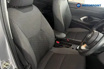 Toyota Yaris Cross Icon Automatic Petrol-Electric Hybrid Estate - Stock Number (1687787) - 22nd supplementary image