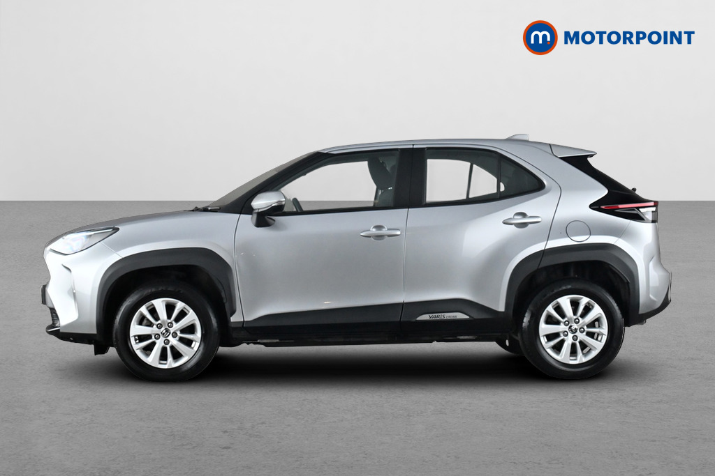 Toyota Yaris Cross Icon Automatic Petrol-Electric Hybrid Estate - Stock Number (1687787) - Drivers side