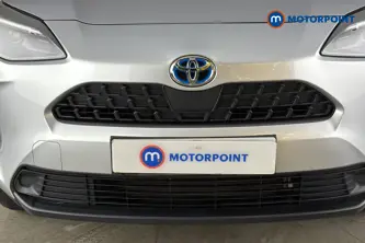 Toyota Yaris Cross Icon Automatic Petrol-Electric Hybrid Estate - Stock Number (1687787) - 43rd supplementary image