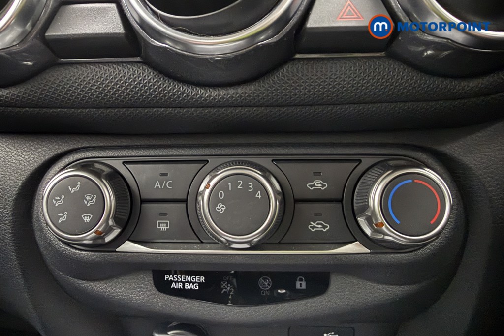 Nissan Juke Acenta Automatic Petrol SUV - Stock Number (1687805) - 15th supplementary image