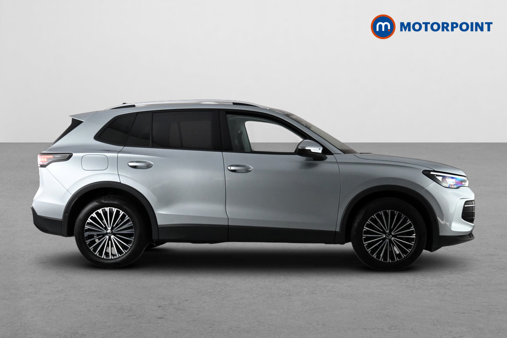 Volkswagen Tiguan Match Automatic Petrol SUV - Stock Number (1688346) - Passenger side