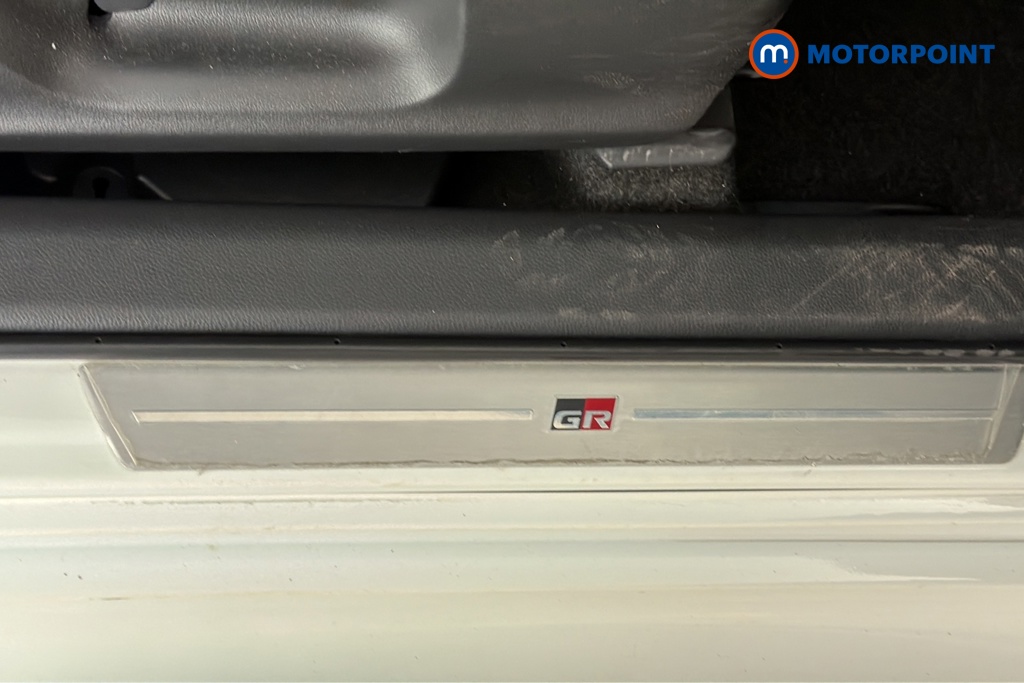 Toyota Gr Yaris 1.6 3Dr Awd Convenience Pack Manual Petrol Hatchback - Stock Number (1688487) - 993rd supplementary image