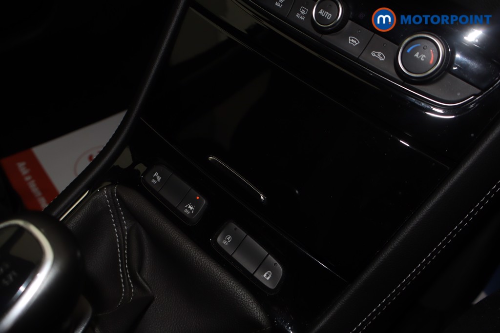 Vauxhall Grandland Ultimate Manual Petrol SUV - Stock Number (1688632) - 12th supplementary image