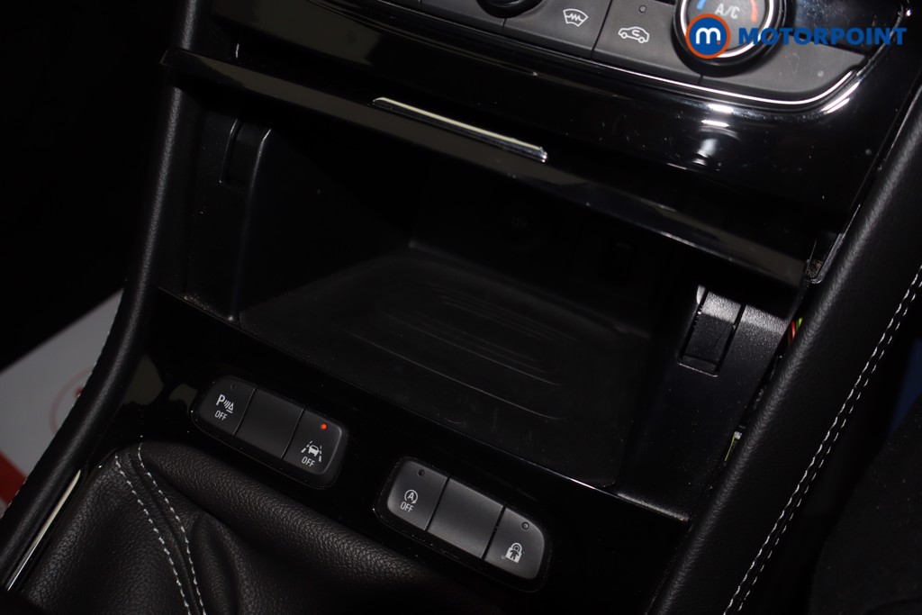 Vauxhall Grandland Ultimate Manual Petrol SUV - Stock Number (1688632) - 13th supplementary image