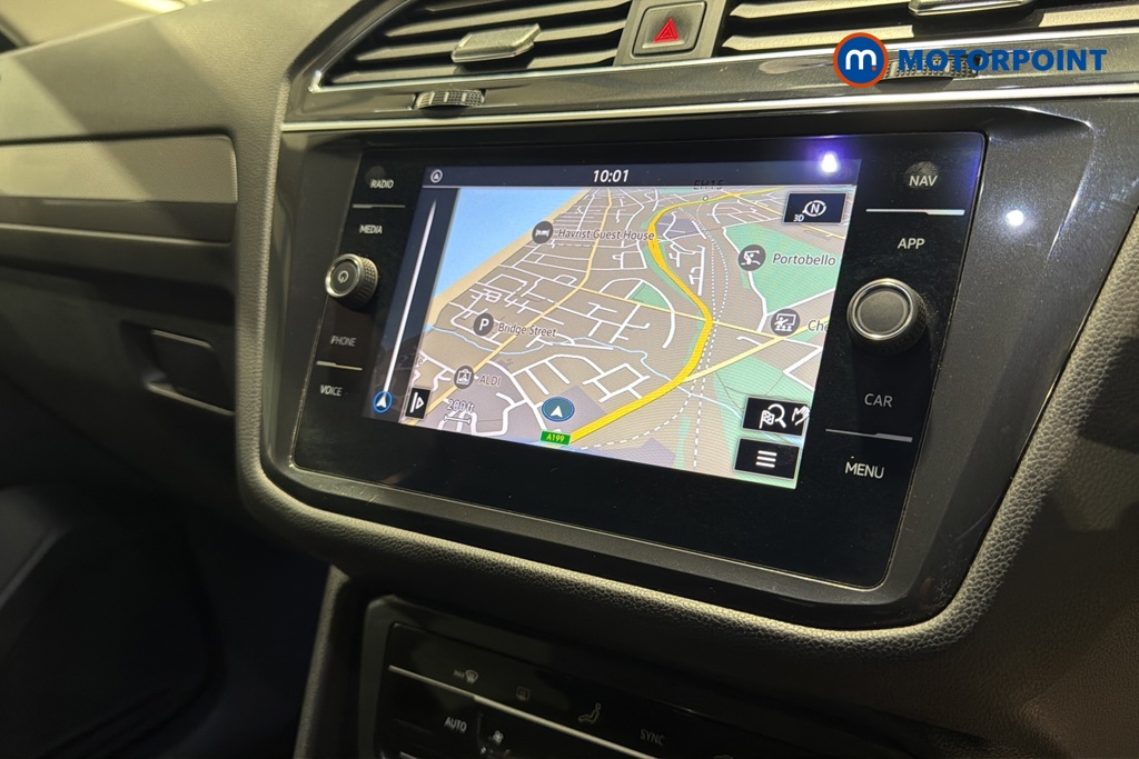 Volkswagen Tiguan Allspace Life Automatic Petrol SUV - Stock Number (1688698) - 9th supplementary image