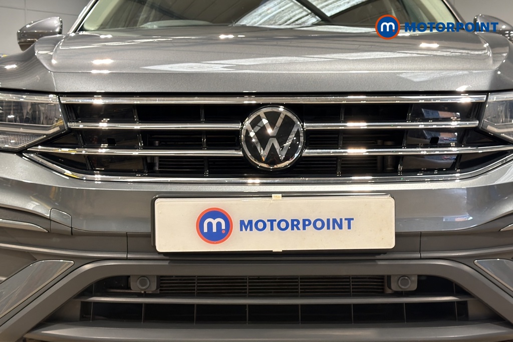 Volkswagen Tiguan Allspace Life Automatic Petrol SUV - Stock Number (1688698) - 43rd supplementary image