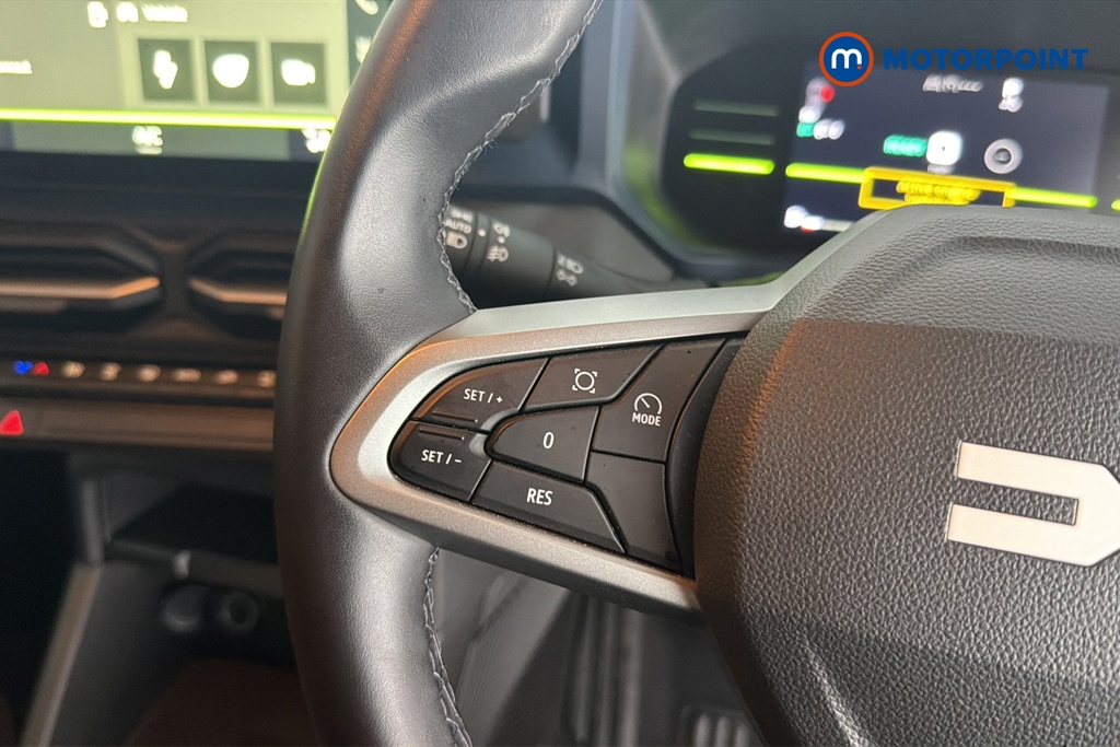 Dacia Duster Journey Automatic Petrol-Electric Hybrid SUV - Stock Number (1688977) - 4th supplementary image