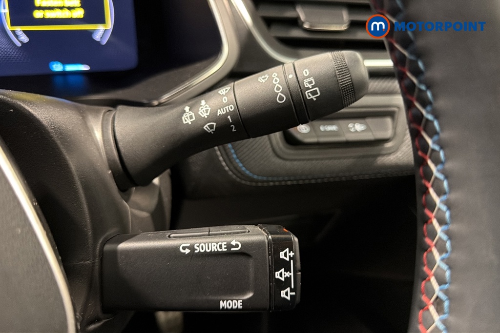 Renault Captur Esprit Alpine Automatic Petrol-Electric Hybrid SUV - Stock Number (1689271) - 6th supplementary image