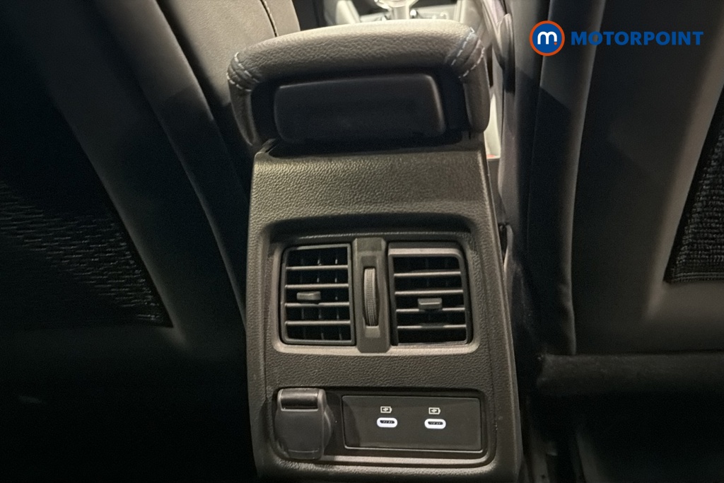 Renault Captur Esprit Alpine Automatic Petrol-Electric Hybrid SUV - Stock Number (1689271) - 28th supplementary image