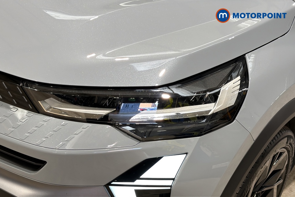 Renault Captur Esprit Alpine Automatic Petrol-Electric Hybrid SUV - Stock Number (1689271) - 42nd supplementary image