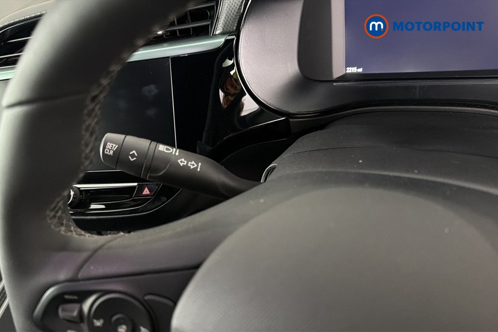Vauxhall Corsa YES Manual Petrol Hatchback - Stock Number (1639769) - 5th supplementary image