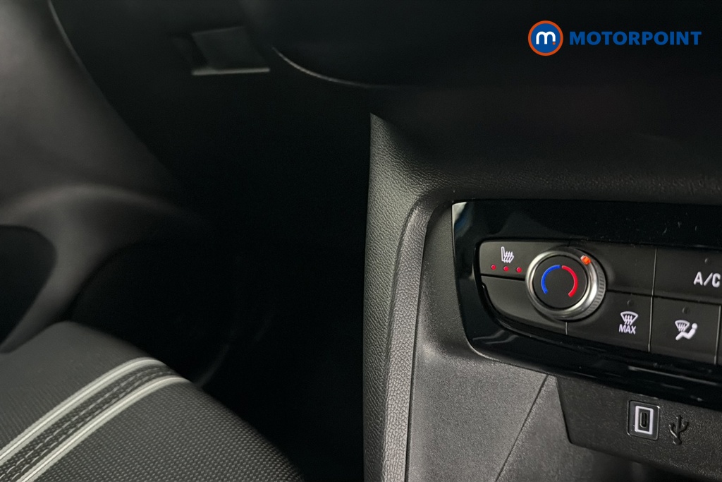 Vauxhall Corsa YES Manual Petrol Hatchback - Stock Number (1639790) - 14th supplementary image