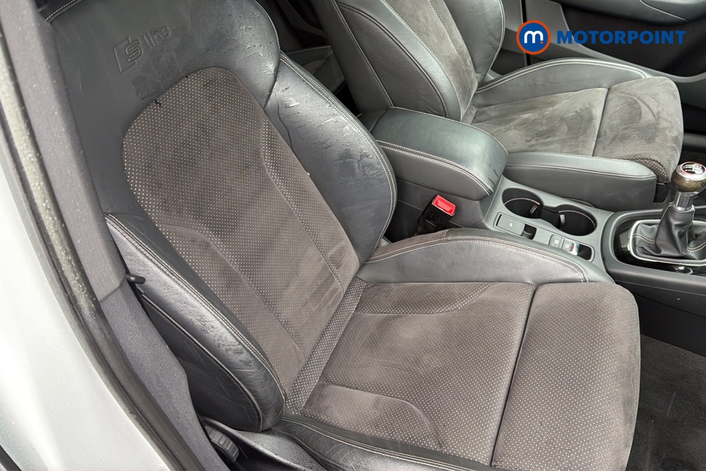 Audi Q3 Black Edition Manual Petrol SUV - Stock Number (1649133) - 22nd supplementary image