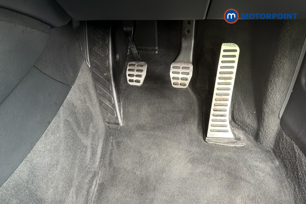 Audi Q3 Black Edition Manual Petrol SUV - Stock Number (1649133) - 24th supplementary image