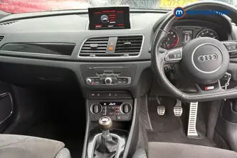 Audi Q3 Black Edition Manual Petrol SUV - Stock Number (1649133) - 1st supplementary image