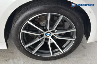 BMW 3 Series Sport Automatic Petrol Saloon - Stock Number (1664497) - 47th supplementary image